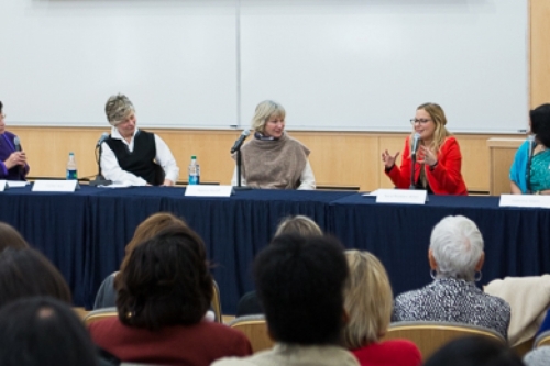 Attendees of the 2014 WLC listen to choreographer Liz Lerman speak